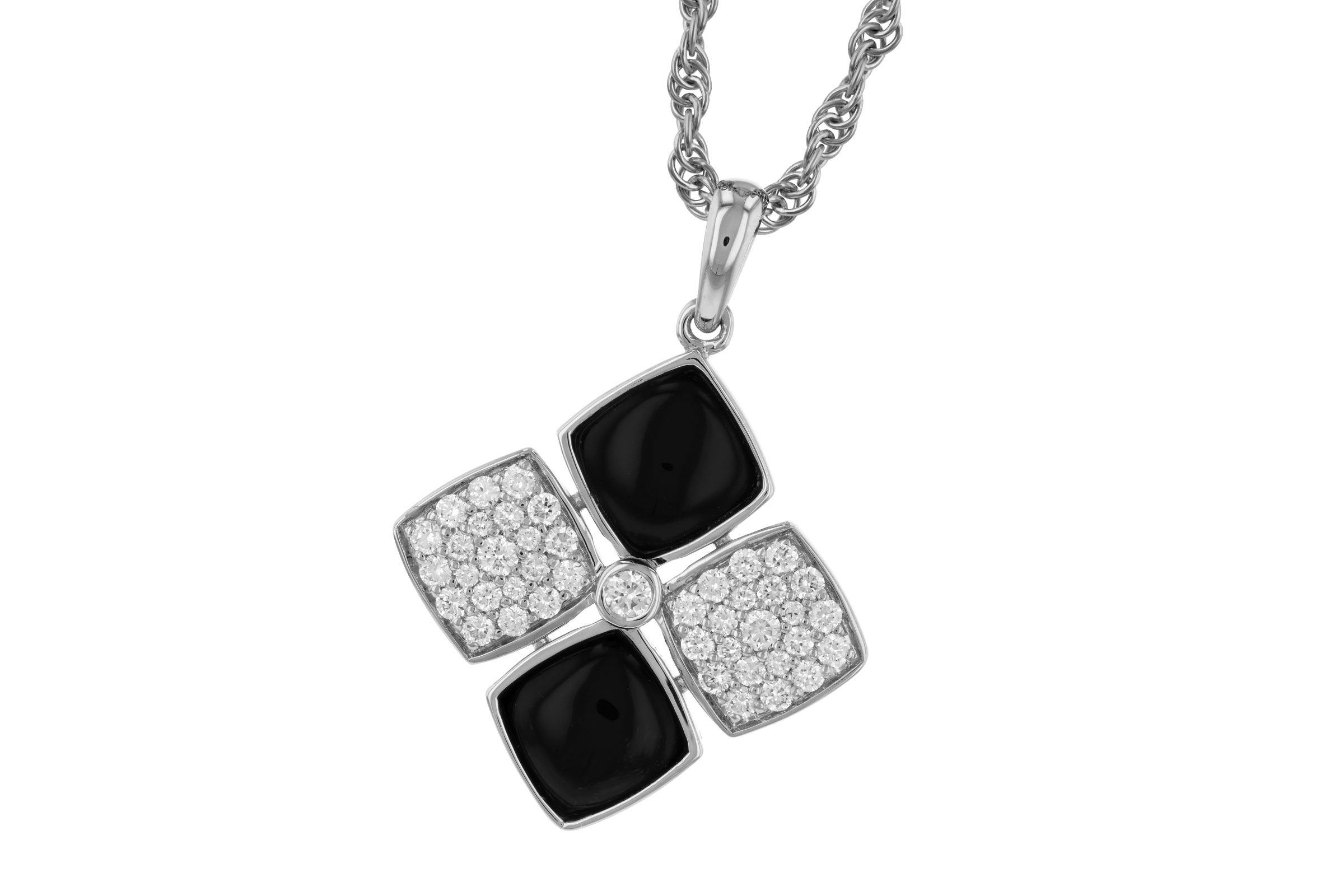 D276-19529: NECKLACE 1.23 TW ONYX 1.50 TGW