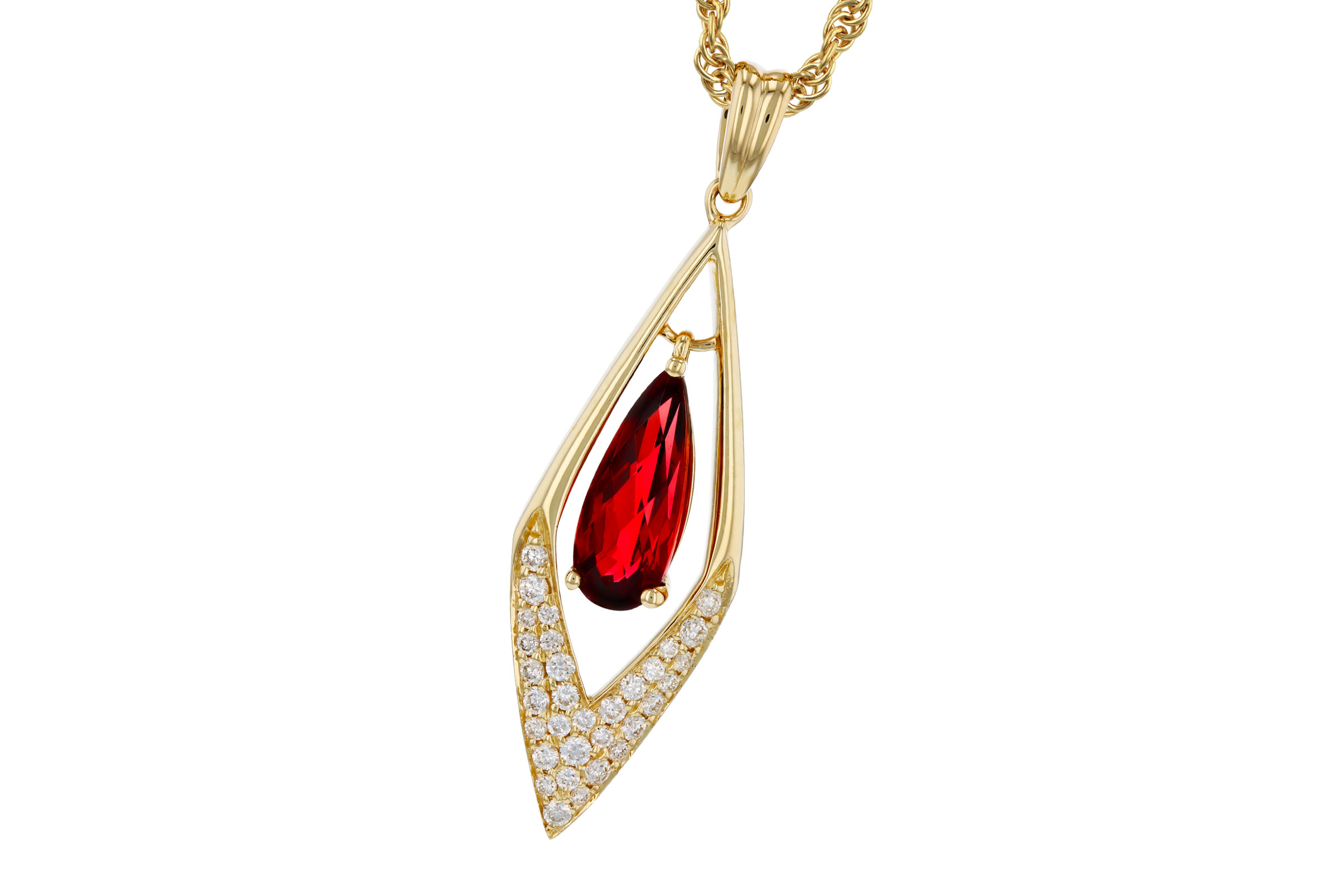 K276-20383: NECK .93 GARNET 1.10 TGW (10x4MM GAR)